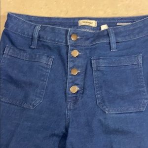 Slight stretch wore 2